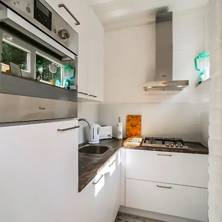 Lovely In With Garden Holiday home *