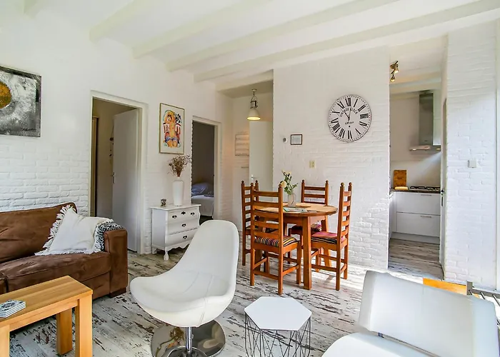 In Noordwijk Near Beaches بيت للعطل *